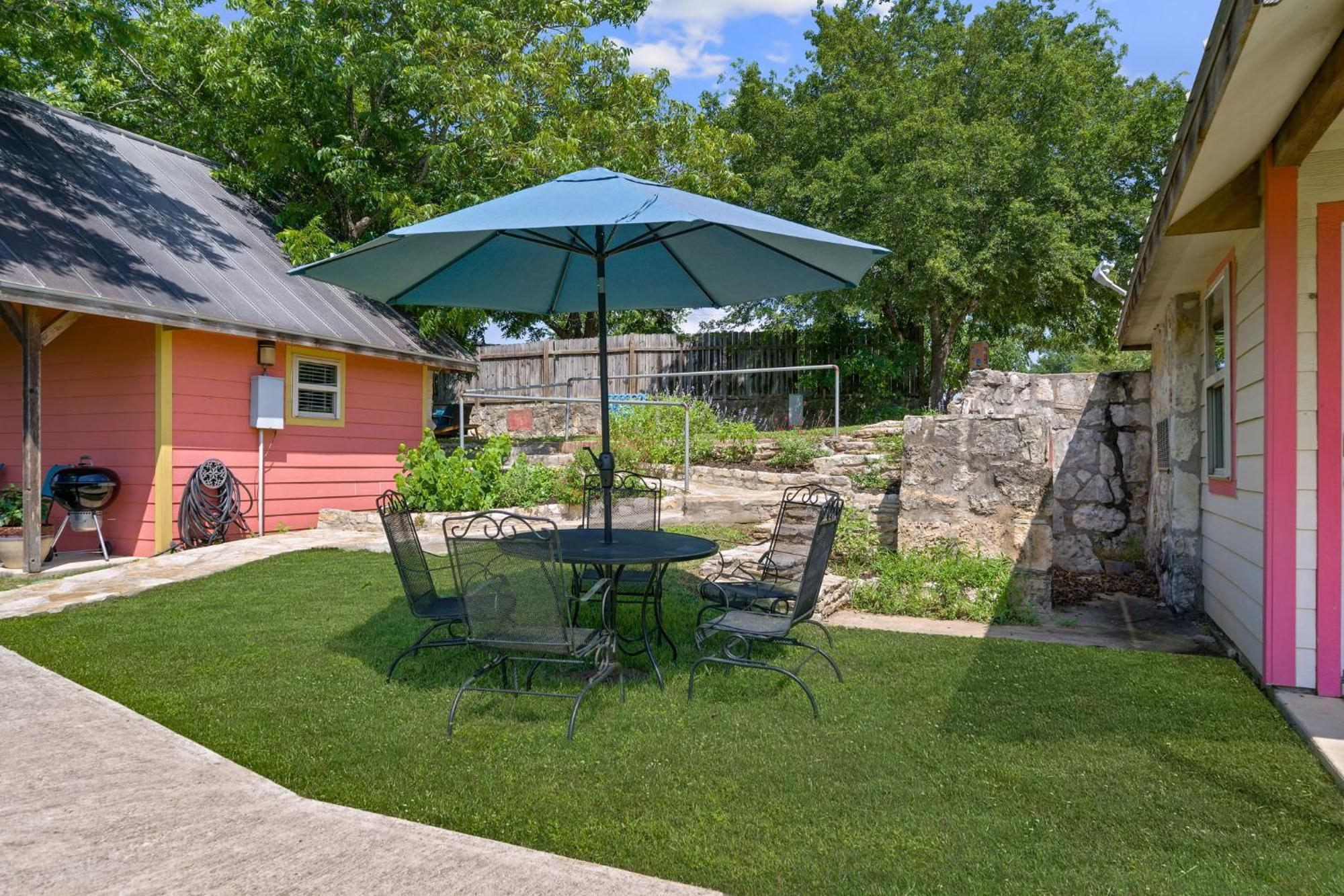 Blanco Riverside Cottages Eksteriør bilde